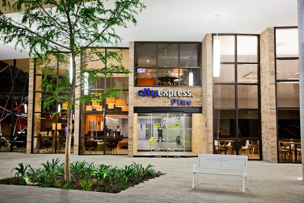 City Express Plus By Marriott Monterrey Nuevo Sur Buitenkant foto