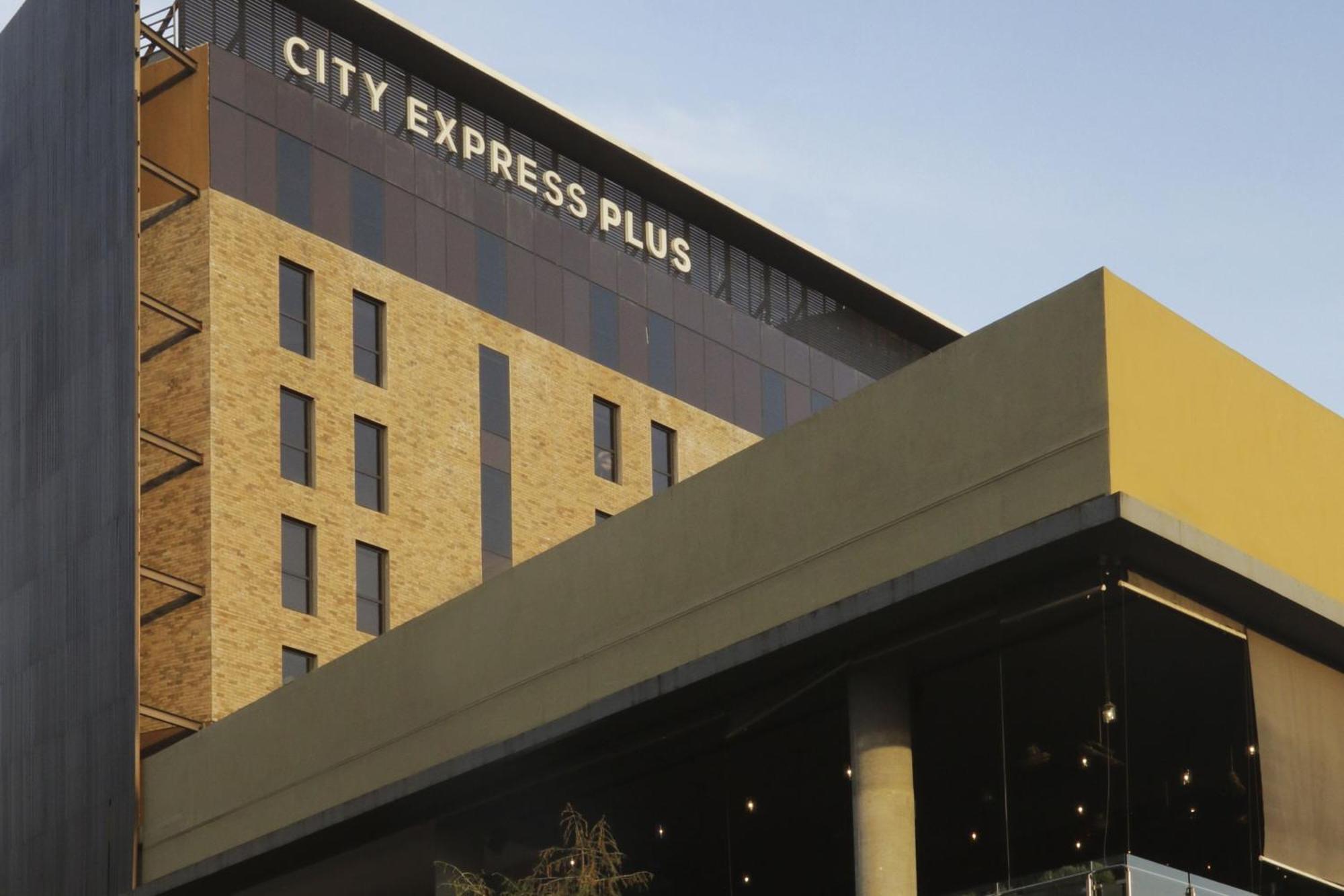 City Express Plus By Marriott Monterrey Nuevo Sur Buitenkant foto